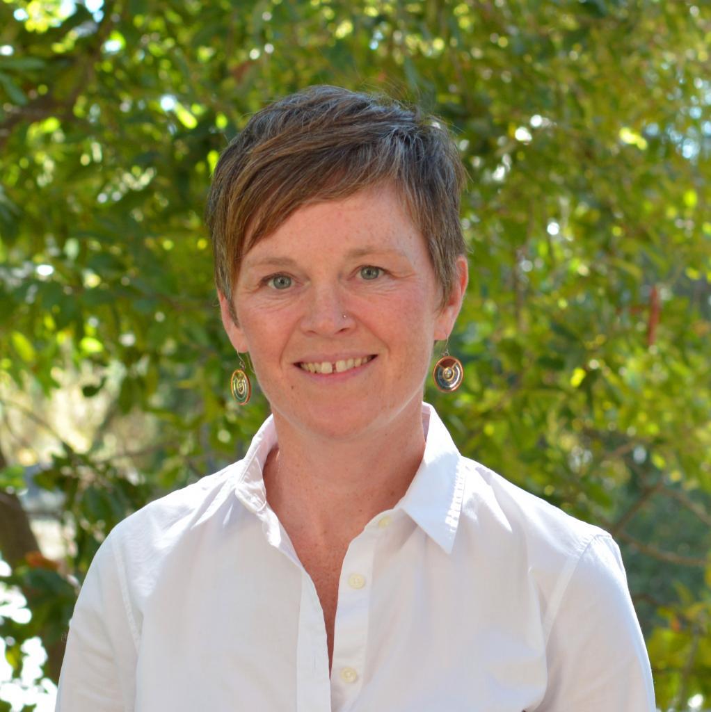 Headshot of Jodi N. Axelson. 