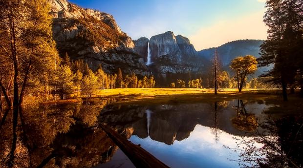 Photo of Yosemite National Park. 